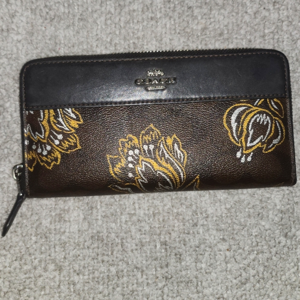 Leather coach wallet coach